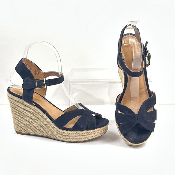 American Eagle Wedge Sandals Womens 7 Black Faux Suede Espadrille Ankle Strap - Picture 1 of 12